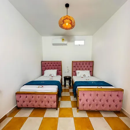 Hostal Casa Torres Centro Historico - Adults Only Cartagena Exterior photo