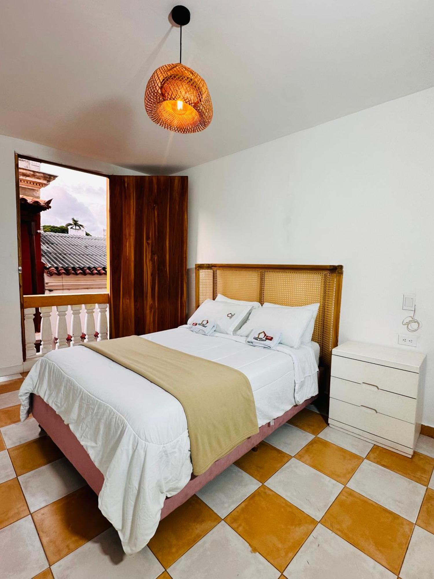 Casa Torres Centro Historico - Adults Only Hostel